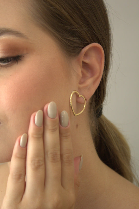 Brinco Folheado a Ouro 18k Coração