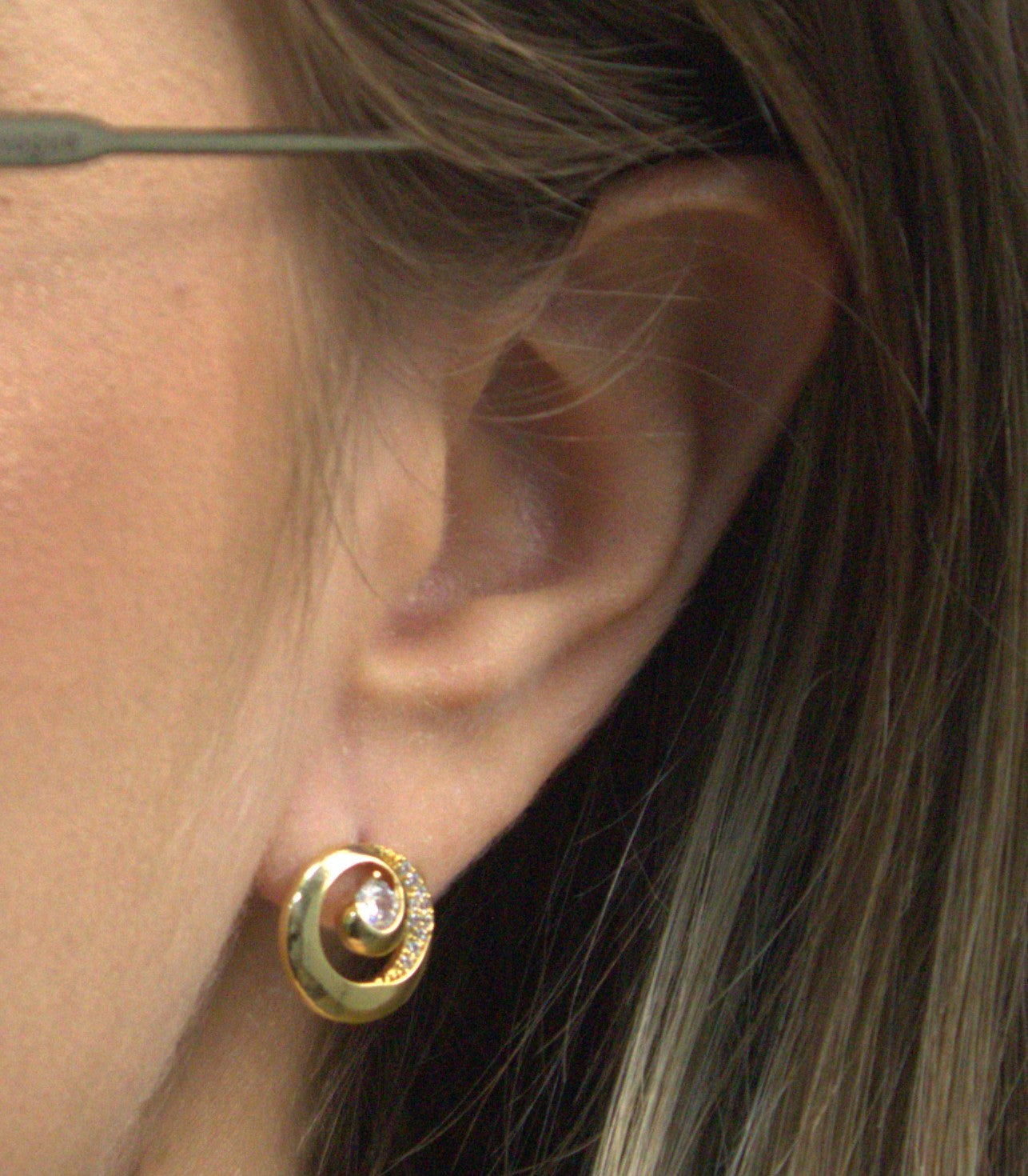 Brinco Espiral folheado a ouro Julia