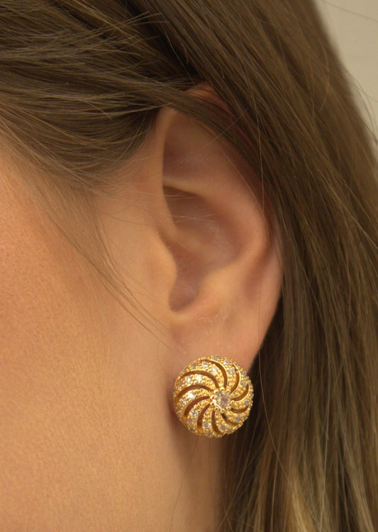 Brinco Botão Folheado a Ouro com Zircônias Nany