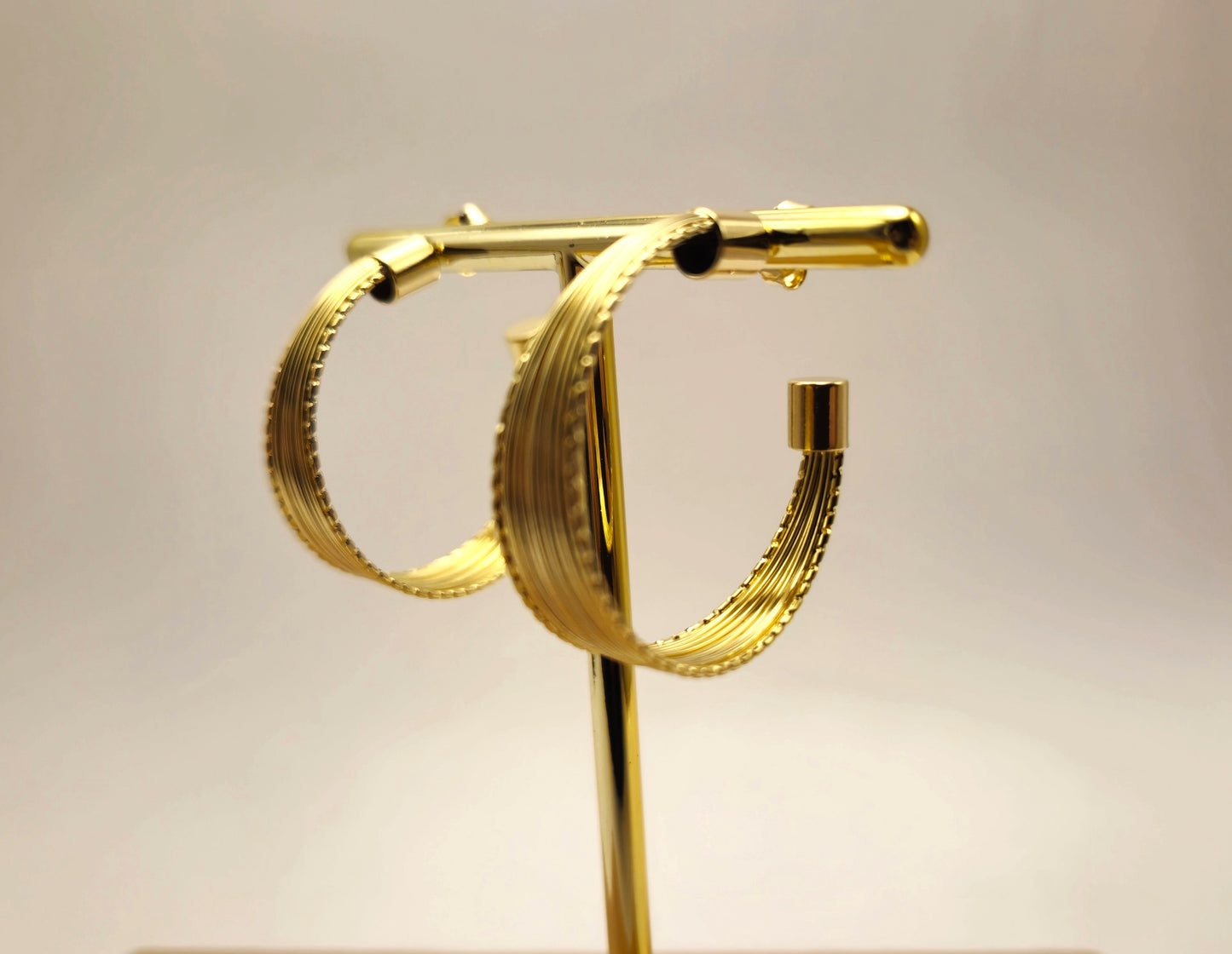 Brinco Argola folheado a ouro Julieta