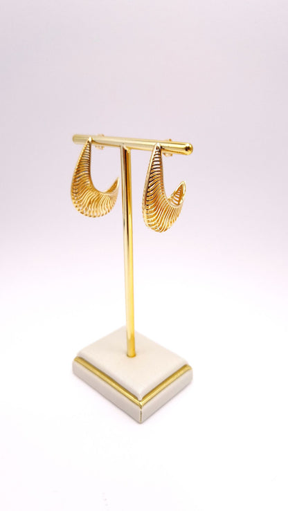 Brinco Folheado a Ouro com Textura Cris