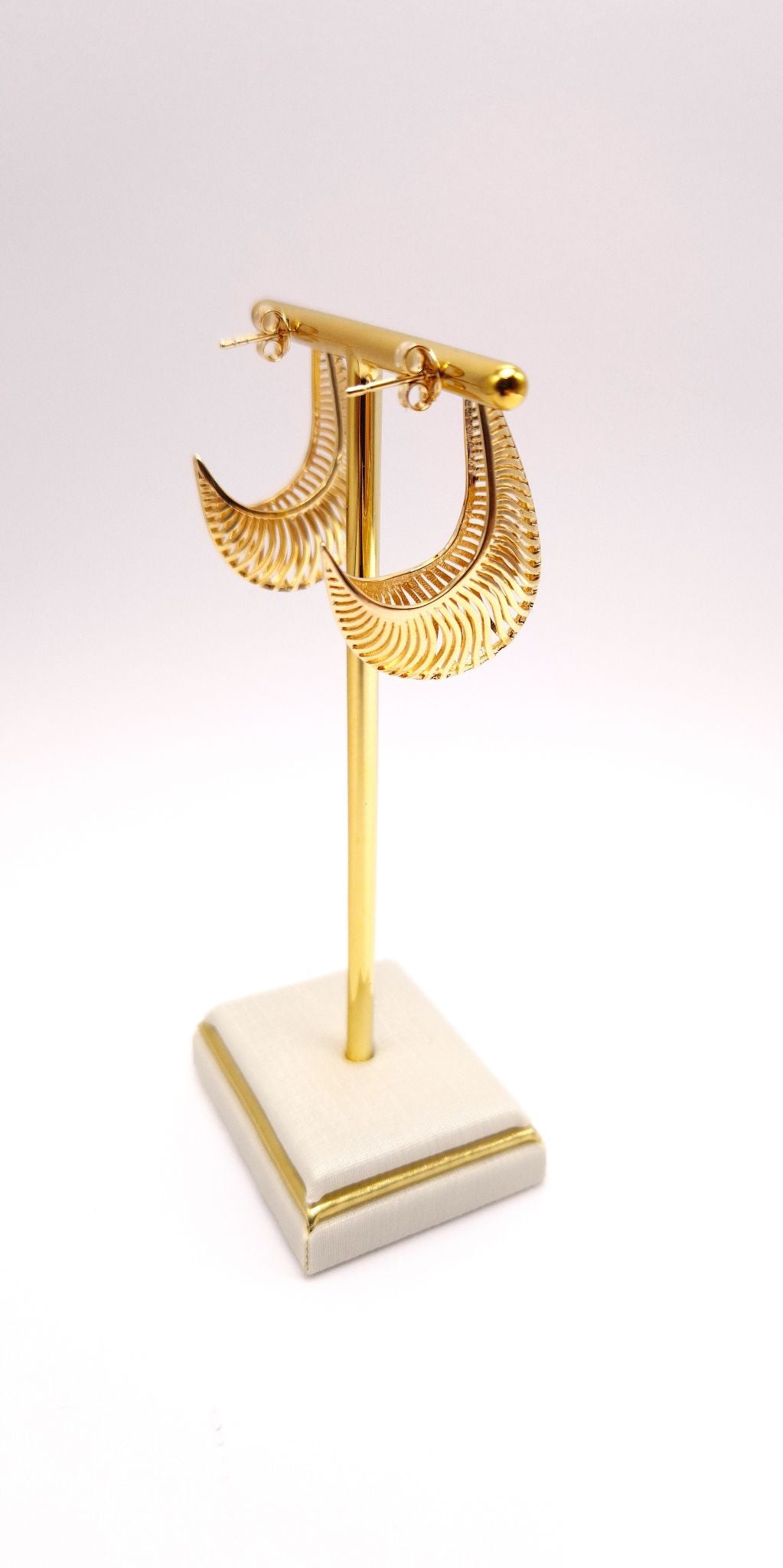 Brinco Folheado a Ouro com Textura Cris