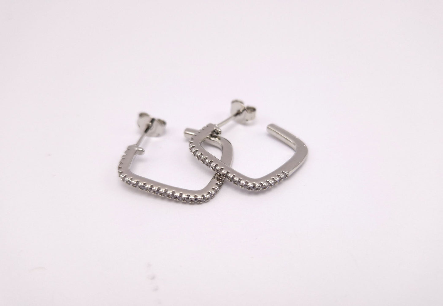 Brinco de Prata nobre 925 com Zirconias Anna