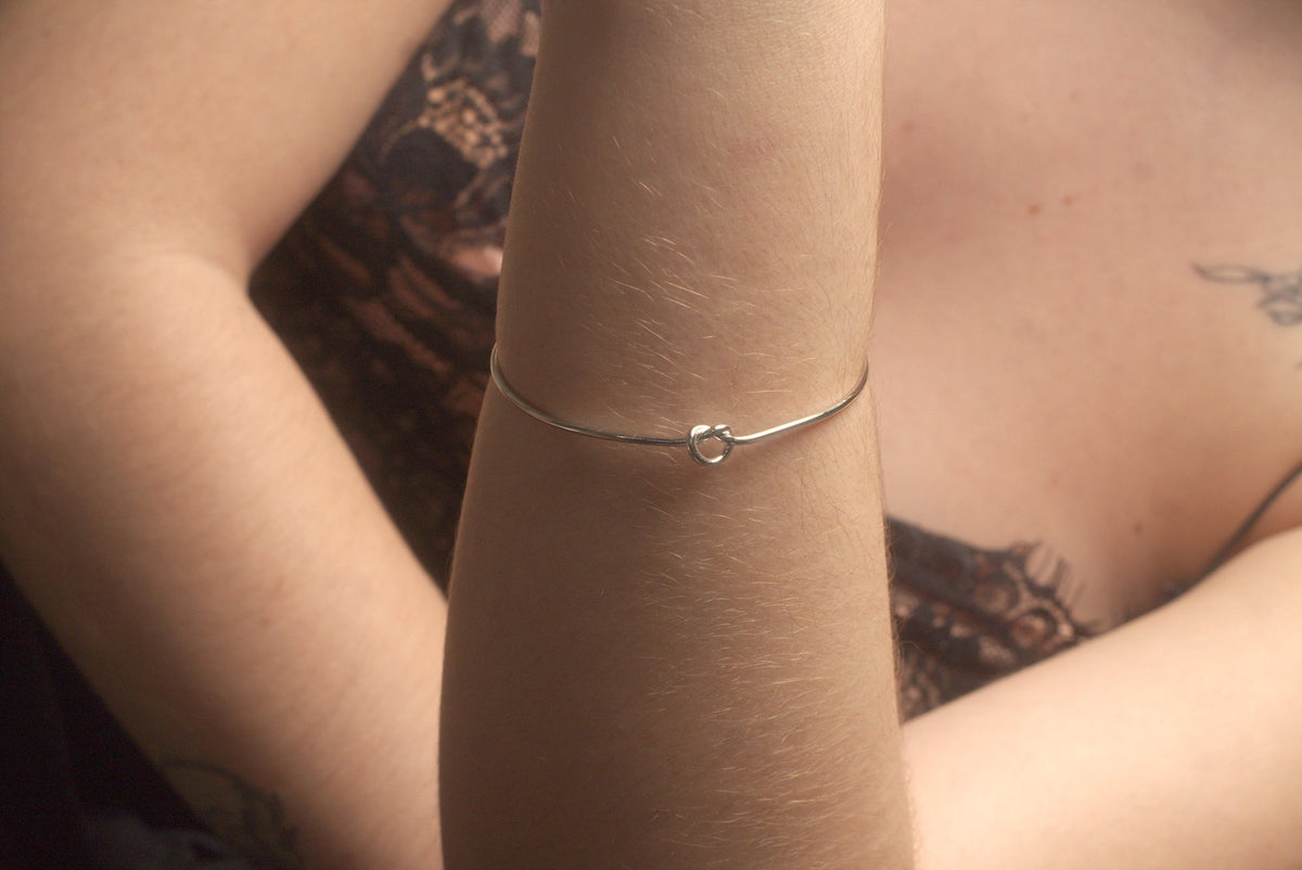 Bracelete Nó em Prata Nobre 925