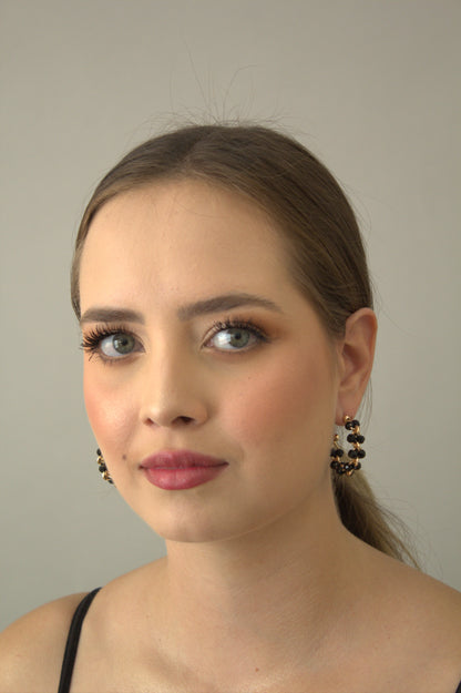 Brinco Folheado a Ouro 18k com Pedras Pretas