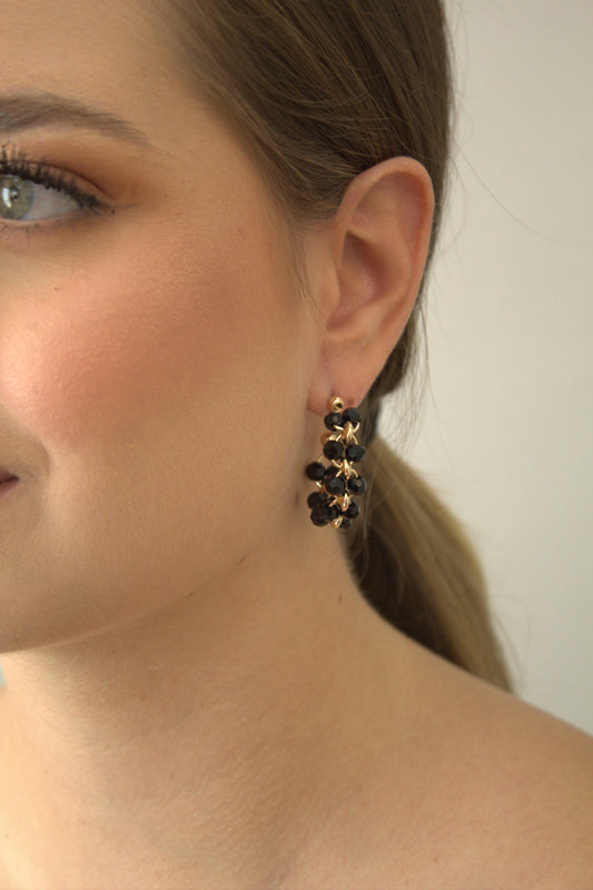 Brinco Folheado a Ouro 18k com Pedras Pretas