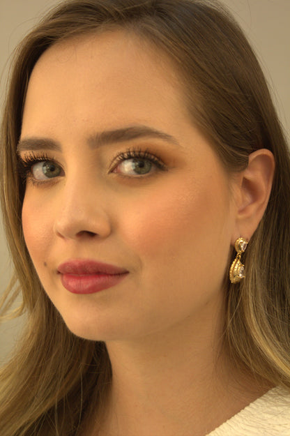 Brinco Folheado a Ouro Anita