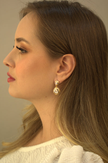 Brinco Folheado a Ouro Anita