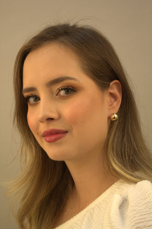 Brinco Esfera Folheado a Ouro Carla